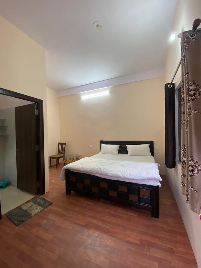 Chirag Homestay Kainchi Nainital Exteriör bild