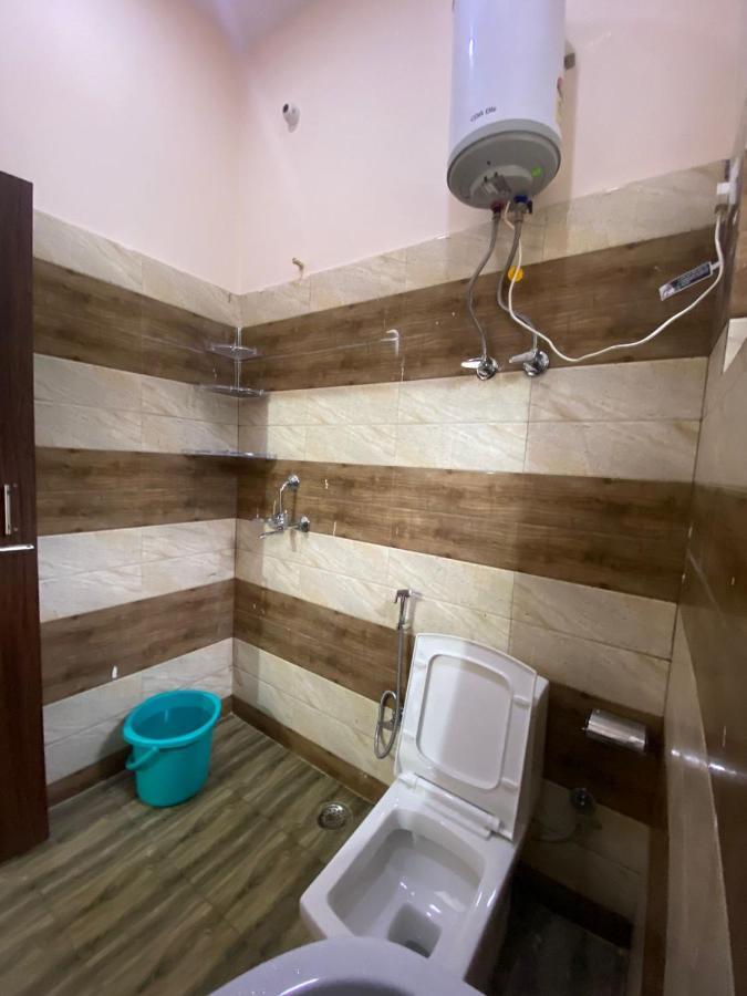 Chirag Homestay Kainchi Nainital Exteriör bild