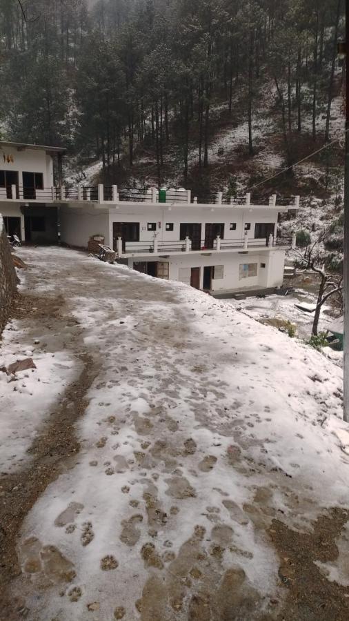 Chirag Homestay Kainchi Nainital Exteriör bild