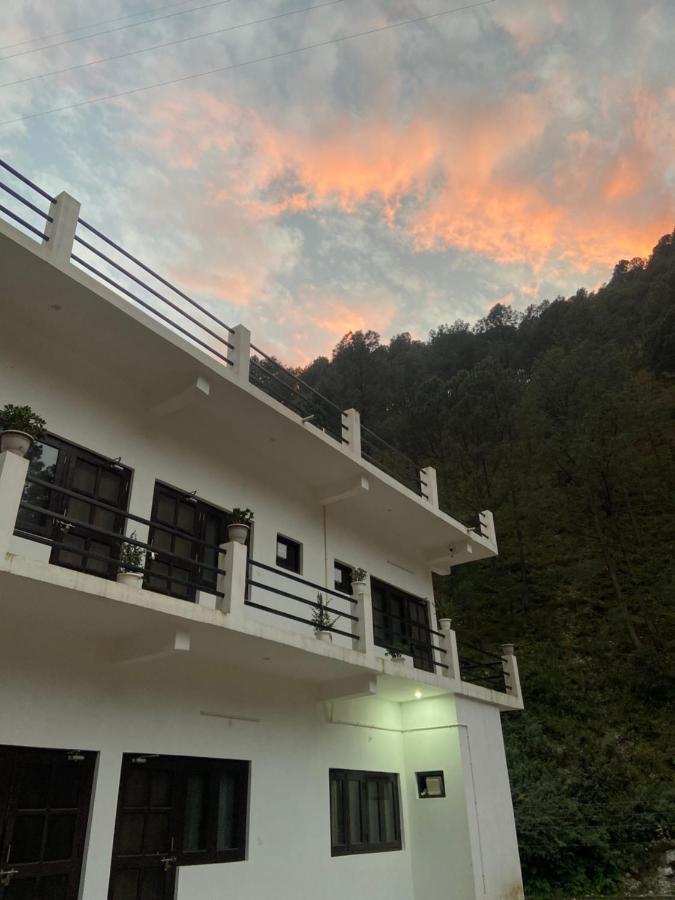 Chirag Homestay Kainchi Nainital Exteriör bild